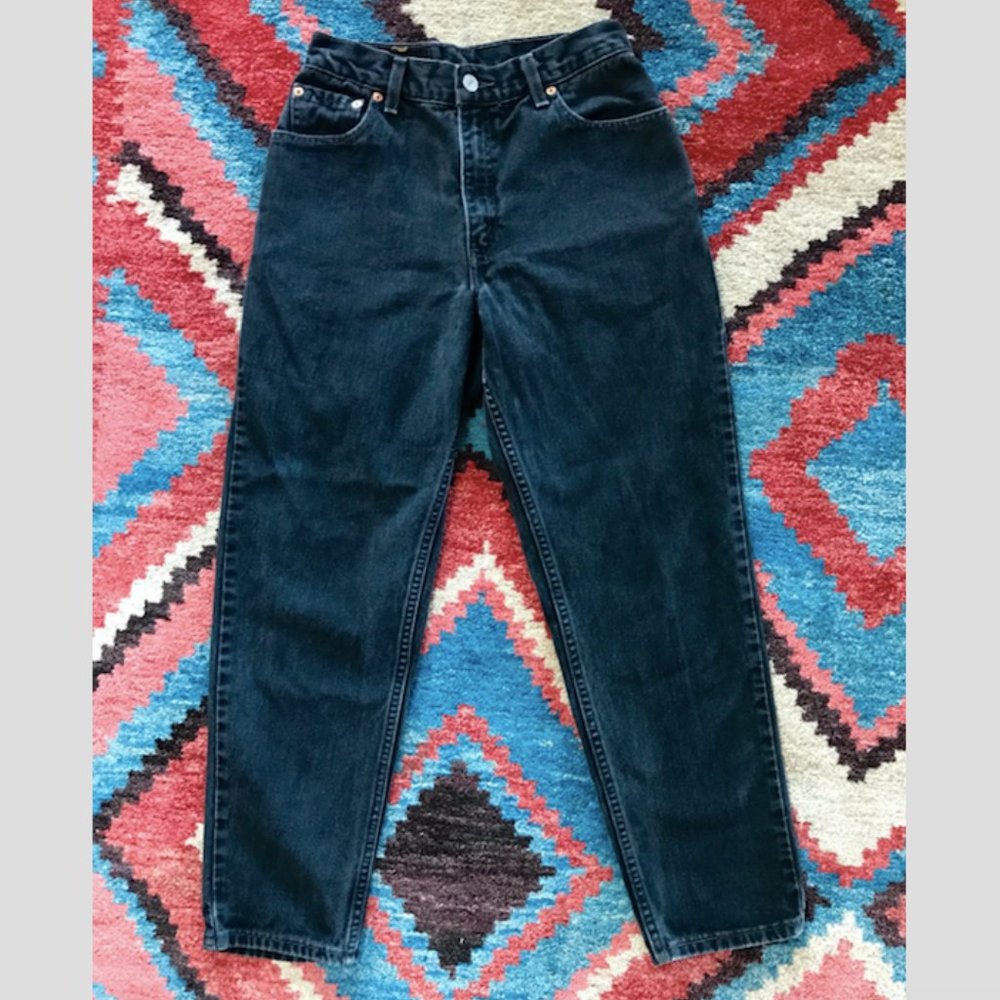 Levi's 550 Relaxed Tapered Black Jeans Size 6 Short